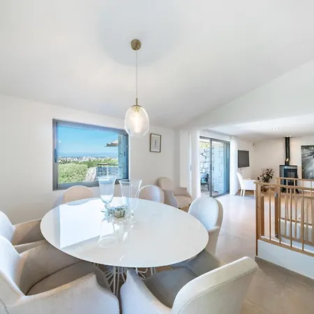 Charming Nestled In The Hills Of * Cannes