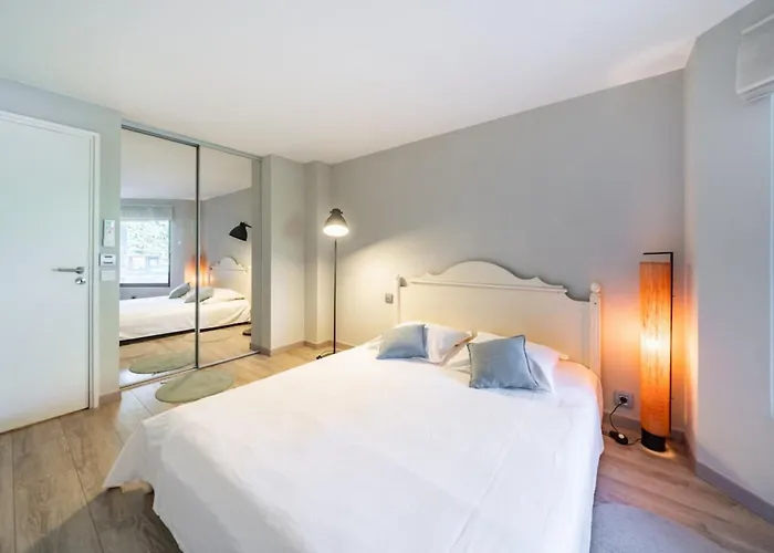 Charming Nestled In The Hills Of Nyaraló Cannes